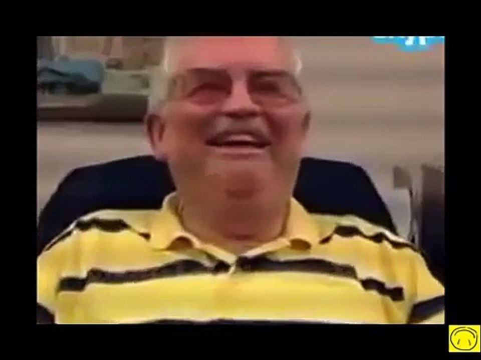 Abuelo con risa contagiosa - Funny - Video divertido