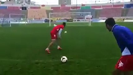 I dare you! what are you laughing about...!