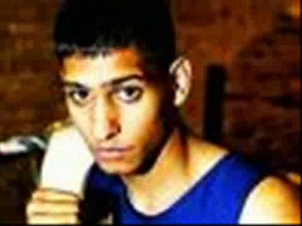 PAKI amir khan