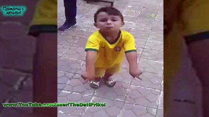 Смешной танец карапуза! Приколы с Детьми! Funny Kids!