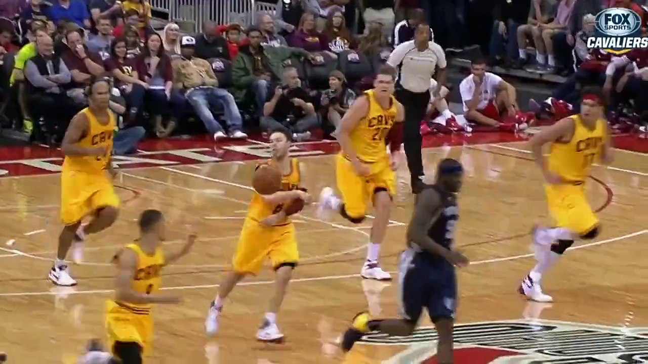 Top 10 NBA Plays: October 12th