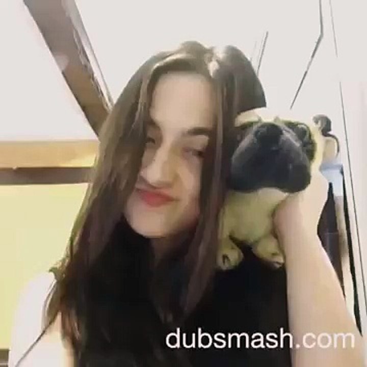 Sanjeeda-Seikh-as-Kareena-kapoor-Bollywood-Dubsmash-y2NYJn7qyQ8