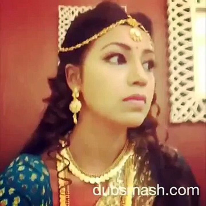 Debina-Bonnerjee-as-Abusing-Kareena-Kapoor-Funny-Bollywood-Dubsmash-JQu67uTZFqQ