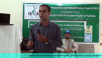 Qasim Ali shah Talk with Parents of Street Children