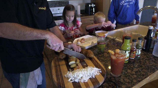 Rising Hy Raid - Breakfast Burritos @ Tylers (HD)