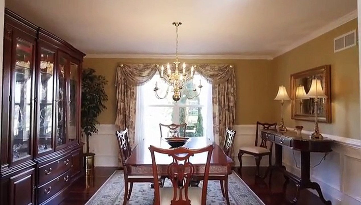 406 Devon Ln Doylestown PA 18901
