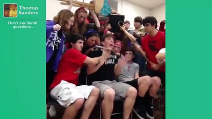 Se riuscite a non ridere guardando questo video allora siete malati..