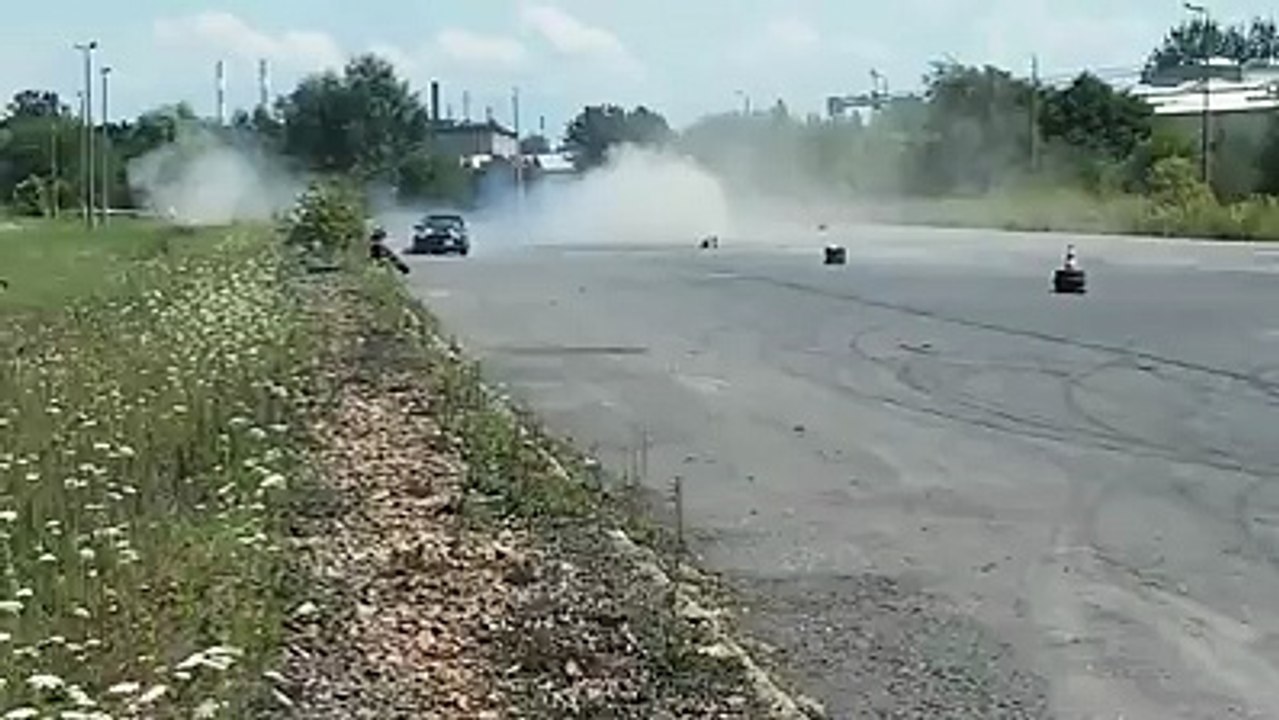 Brutal!!! Opel Corsa A com um V6 3.2 com Compressor de um Opel Omega!!!