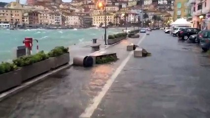 5 marzo 2015: violenta mareggiata in Toscana