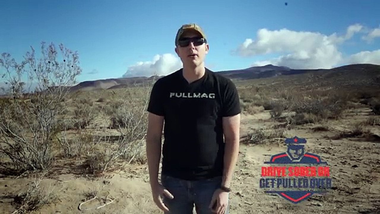 Come aprire una bottiglia di champagne con un colpo di Carabina