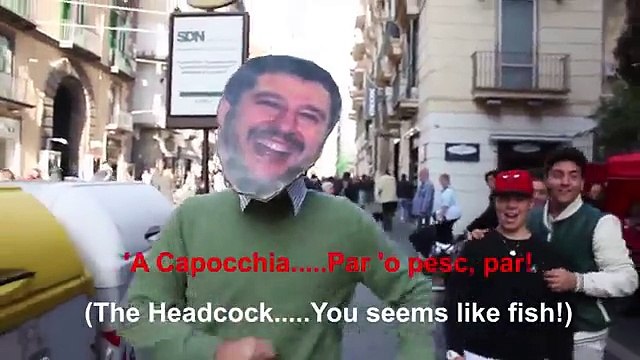 Il finto Matteo Salvini a passeggio per Napoli: 40 molestie in 10 minuti