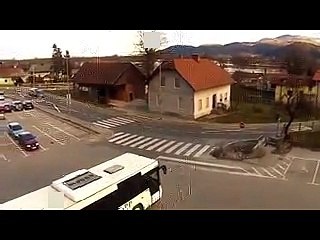 Ecco i nuovi "ladri di biciclette" all'opera!