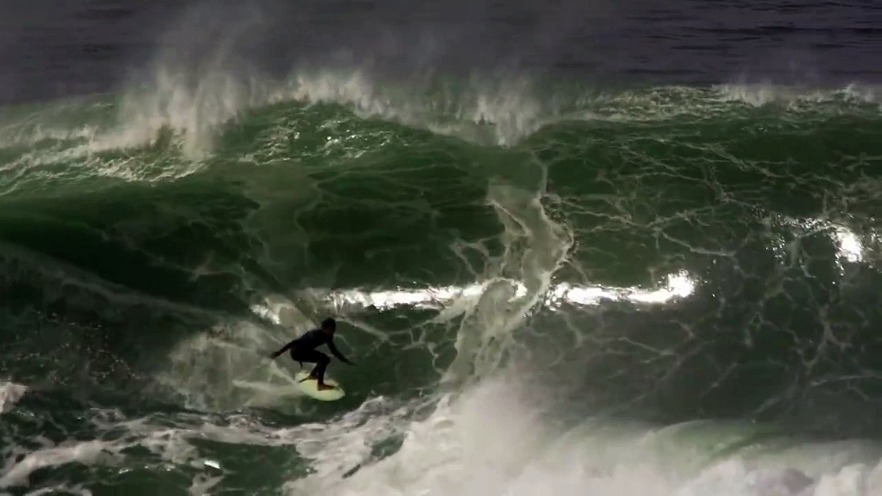 Amazing Surf Diving You Ever Seen