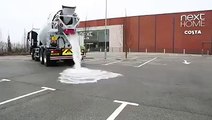 Super Water-sucking asphalt technology