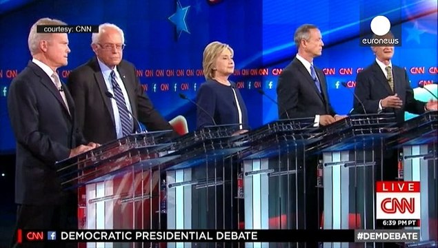 Clinton vence primeiro debate entre candidatos democratas na corrida à Casa Branca