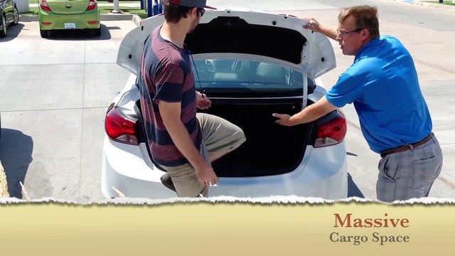 Giá xe Hyundai Elantra 2015 nhập mới, giá tốt nhất HYUNDAI BÀ RỊA VŨNG TÀU (0977.860.475)