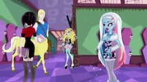Monster High - A caballo entre dos chicas (Español)