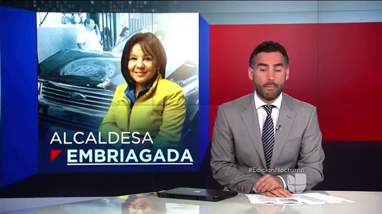 Alcaldesa se estrella contra una camioneta por efectos del alcohol