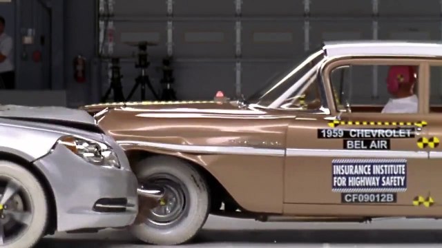 1959 Chevrolet Bel Air vs. 2009 Chevrolet Malibu IIHS crash test