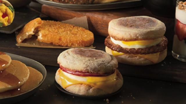 Florida man arrested at McDonald's for throwing ketchup packets