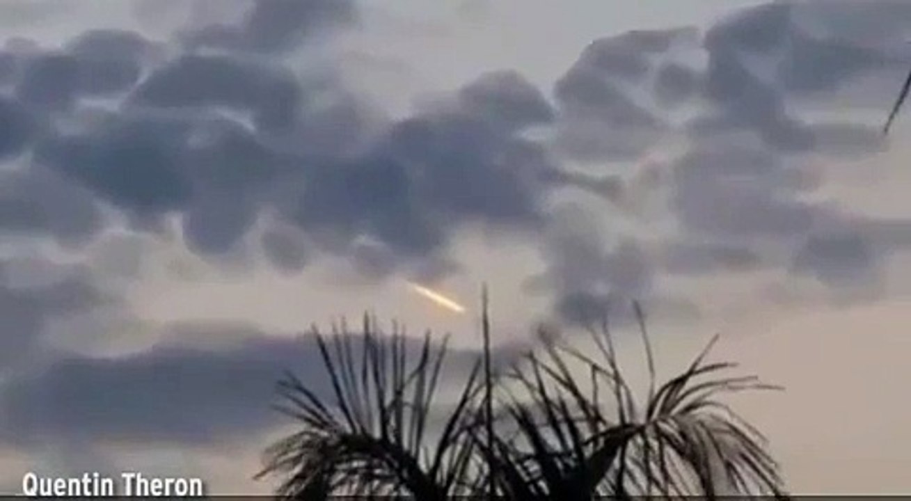 UFO footage (Undefined Flying Object )