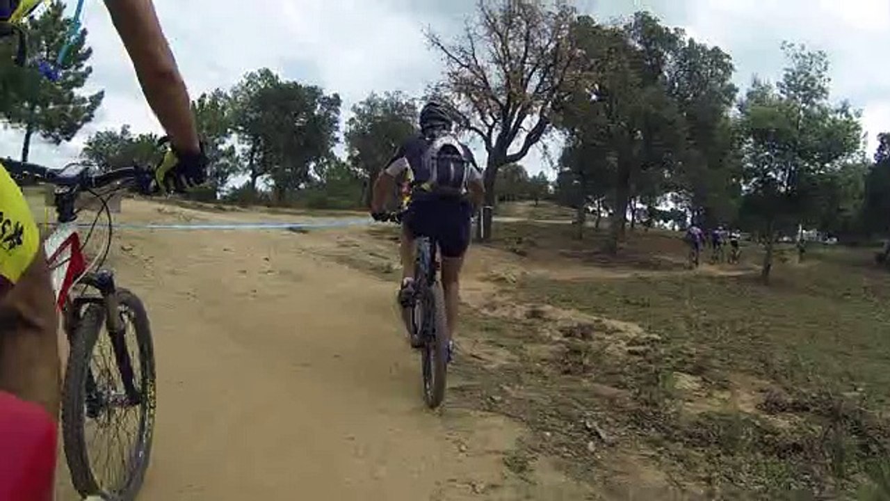 2015 - 10 LCO Gopro Roc Azur Vendredi (13) - montée avant ravito du car brulé