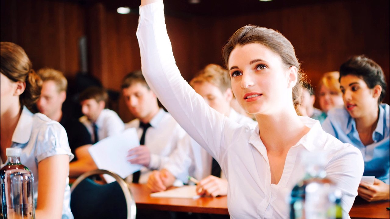 Digital Marketing vs Traditional Marketing, Which is Better for Entrepreneurs?