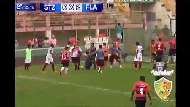 Brésil : 11 cartons rouges après une bagarre générale entre les U20 de Sertaozinho et Flamengo de Guarulhos