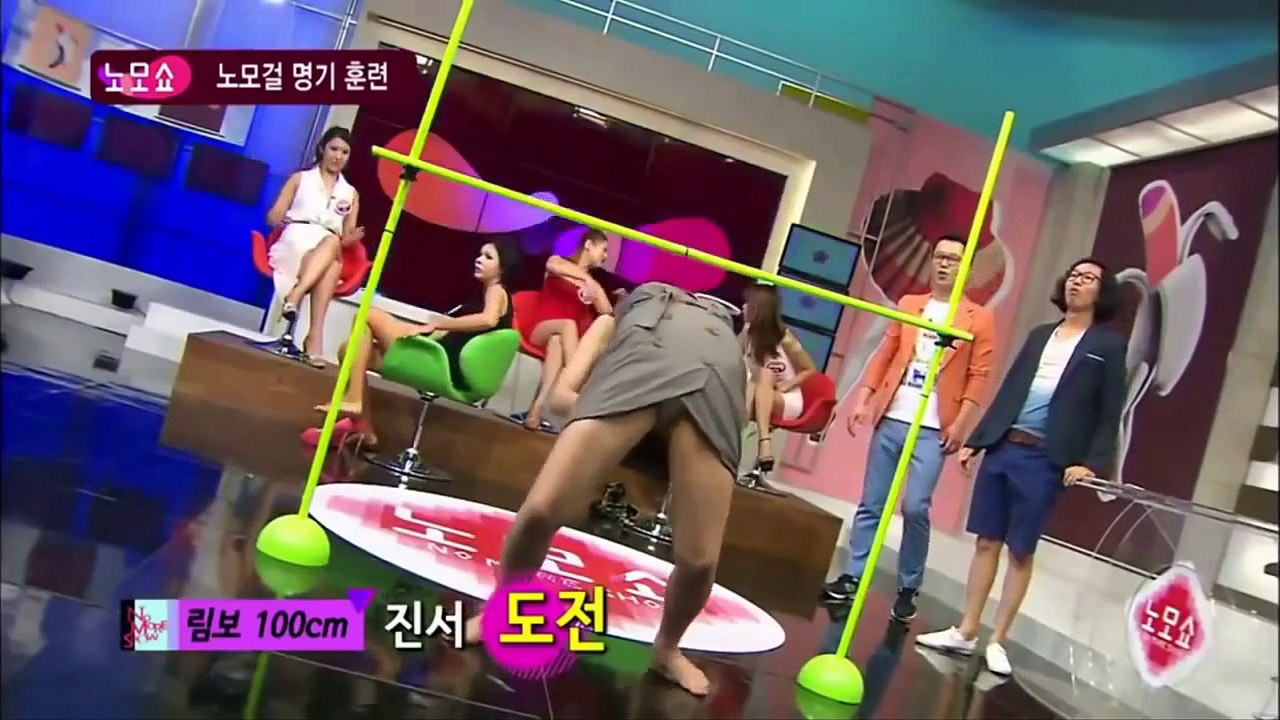 Funny Girl Videos Girls Oops On Game Show TV - Sexyyy Girls Fails