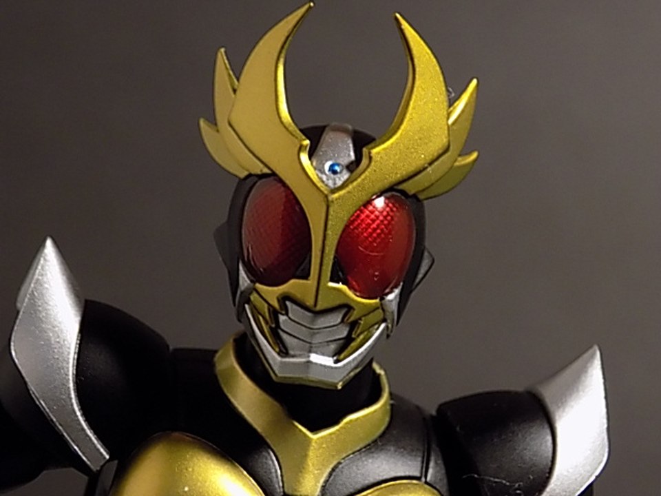 S. H. FIGURATS KAMEN RIDER AGITO RENEWAL ACTION FIGURE REVIEW
