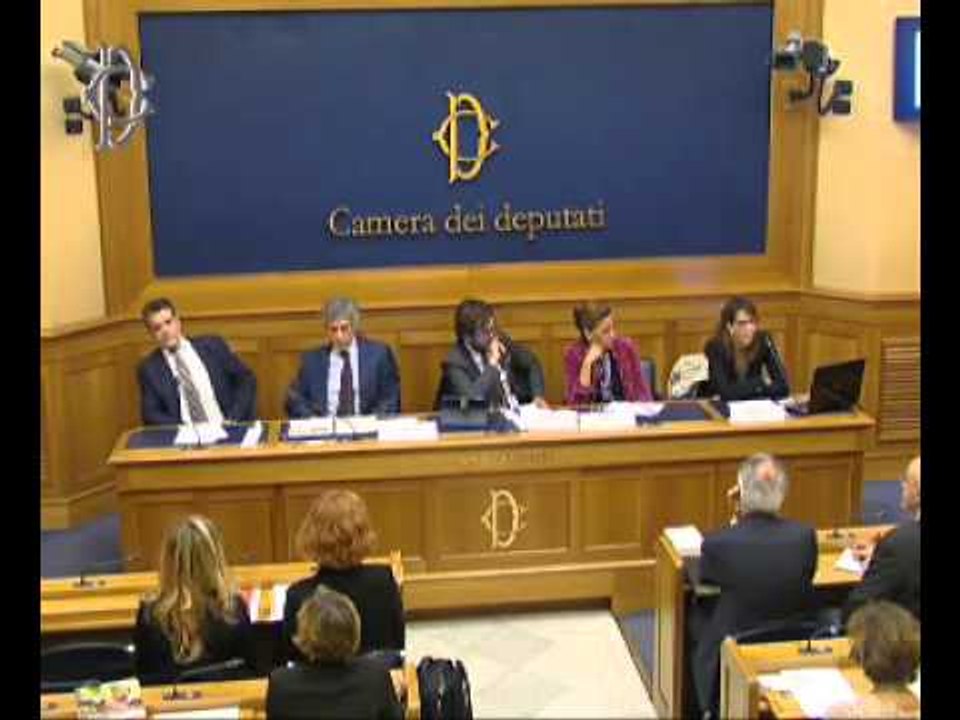 Roma - Conferenza stampa di Pierpaolo Vargiu e Ilaria Capua (14.10.15)