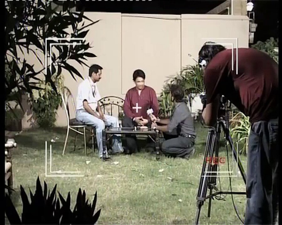 watch what happened with umer sharif in a interview