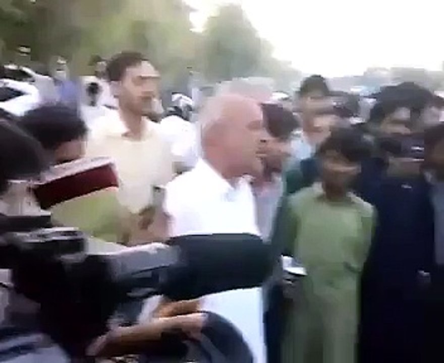 Daewo K Owner ne lerki kay sath kya kia? - VideosMunch