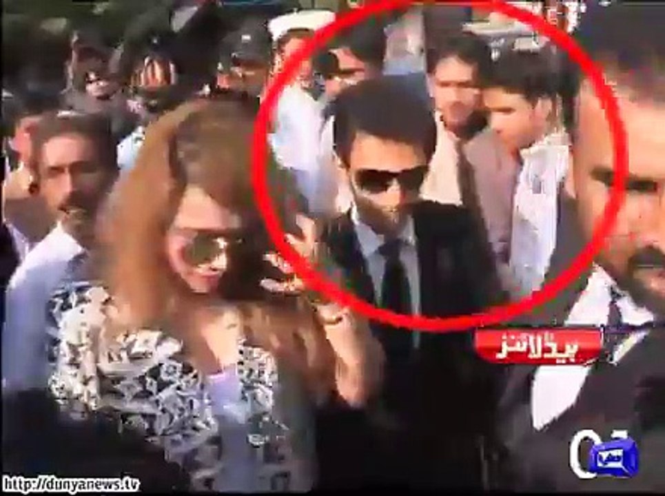 Dunya. Headlines, Dunyanews: 15-10-15-HL-11-00-AM