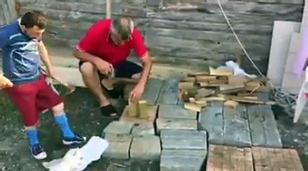 köksal baba mangal için odun kesiyor-2015