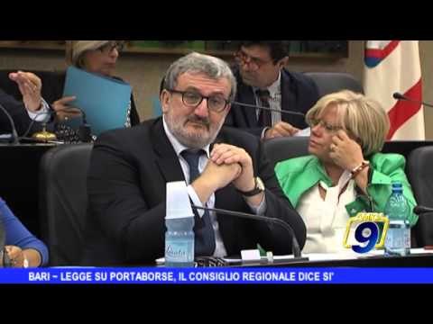 BARI | Legge su 'portaborse', il consiglio regionale dice sì