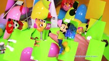 PAW PATROL Nickelodeon Paw Patrol 30 Toy and Candy Surprise Eggs a Paw Patrol Video
