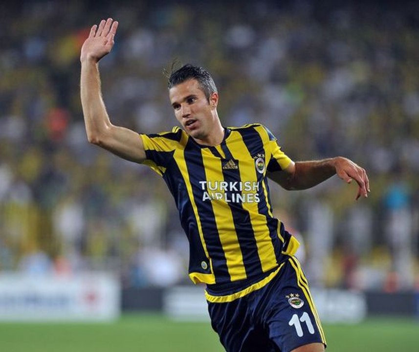 Robin van Persie canonne toujours avec Fenerbahçe