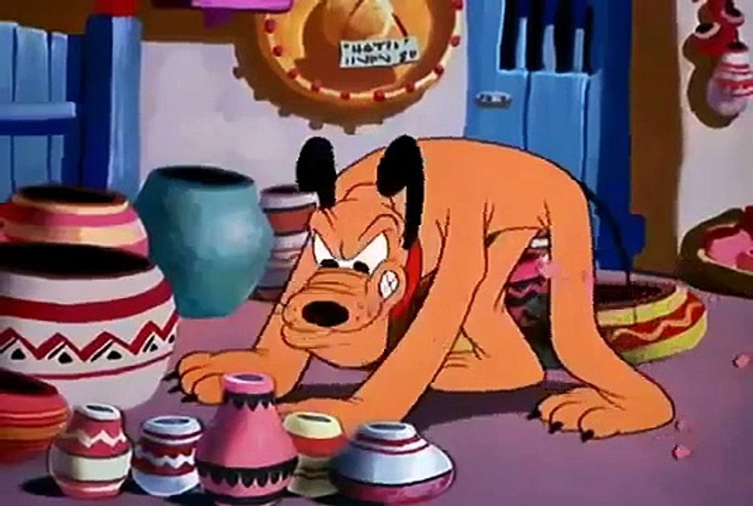 Mickey Mouse,Pluto (Pueblo Pluto)