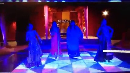 Mehndi Night Dance By Beautiful Girls Ghagra - Voogler