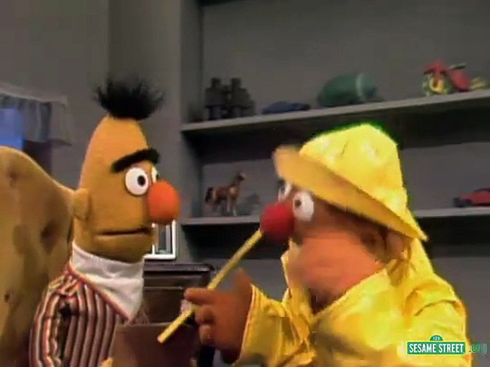 Classic Sesame Street - Ernie Plans For The Flood