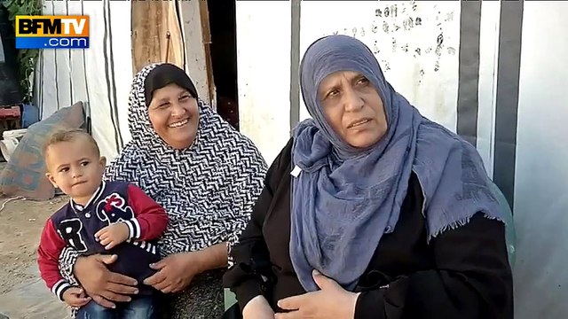 A Gaza, les jeunes lancent des pierres sur les soldats israéliens