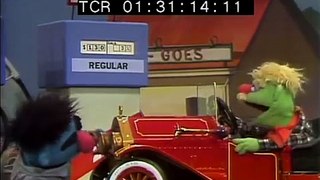 Classic Sesame Street - Fill 'er up!