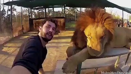 Selfie Çubuğu ile Dünyayı Gezmek