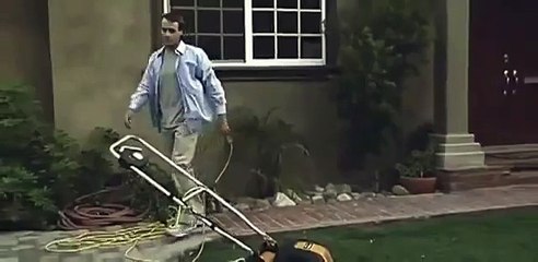 Hilarious Lawn Mower Fail