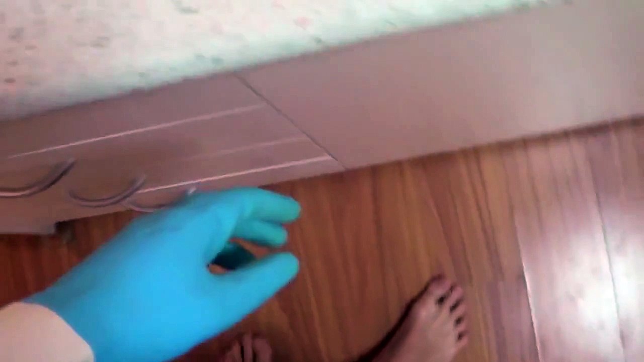 How To Insert a Tampon