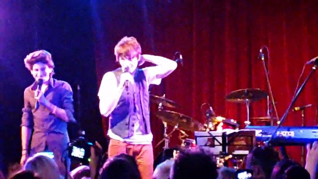 «Это любовь» А.Бон и Л.Аксельрод (Москва, «16 тонн», 30.08.2015) (Elena Aln)