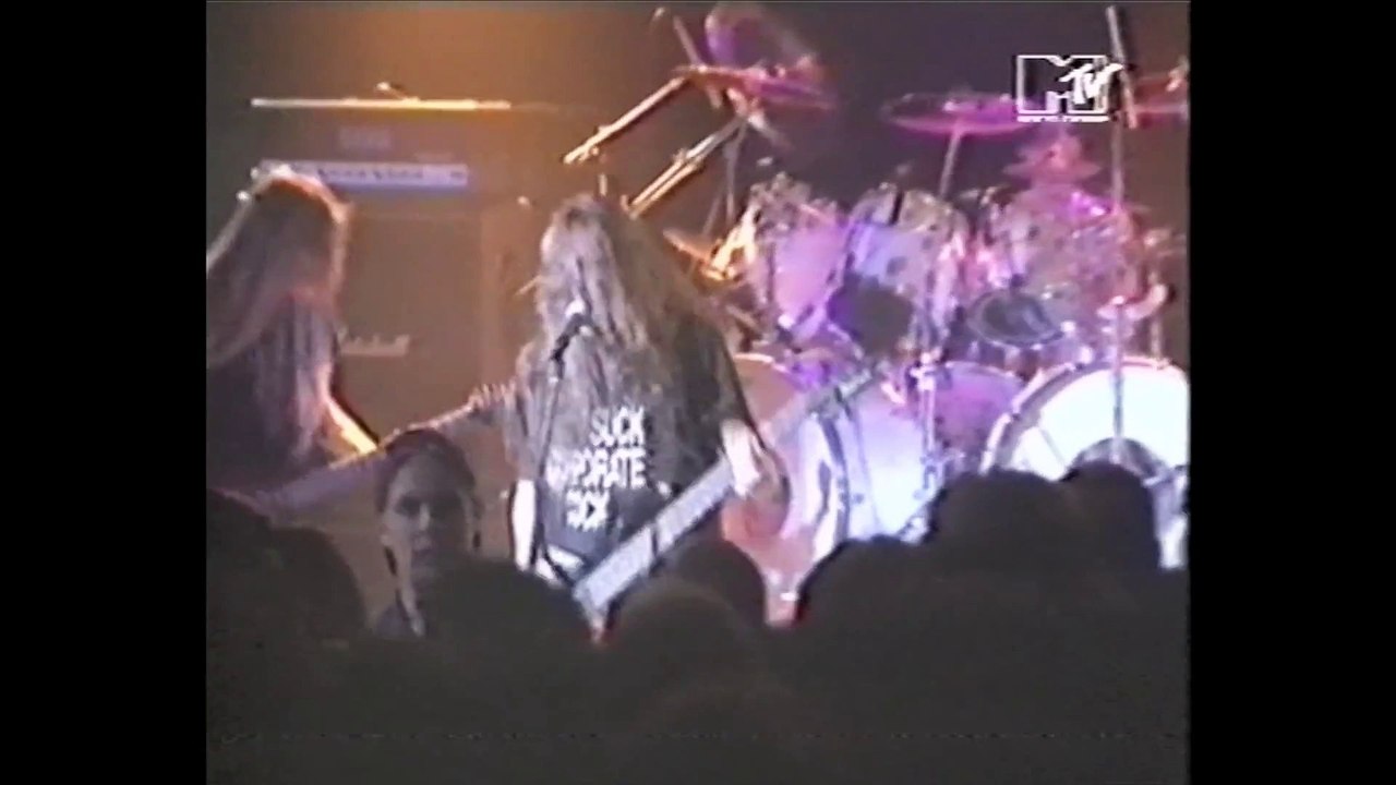 CARCASS - (On the Road in the USA/Headbangers Ball 1994)