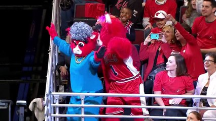 Заводной талисман Чикаго Булс )))) Benny the Bull
