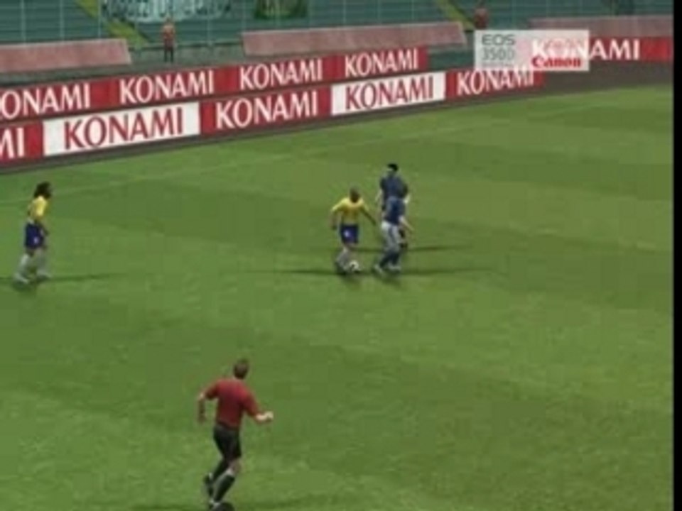 Pes 6 : Roberto carlos du droit